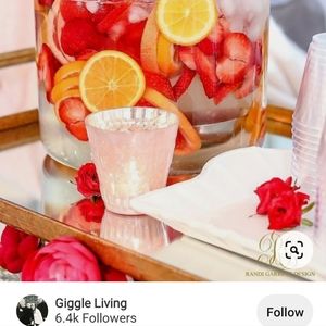 Meet your Posher, Lateia